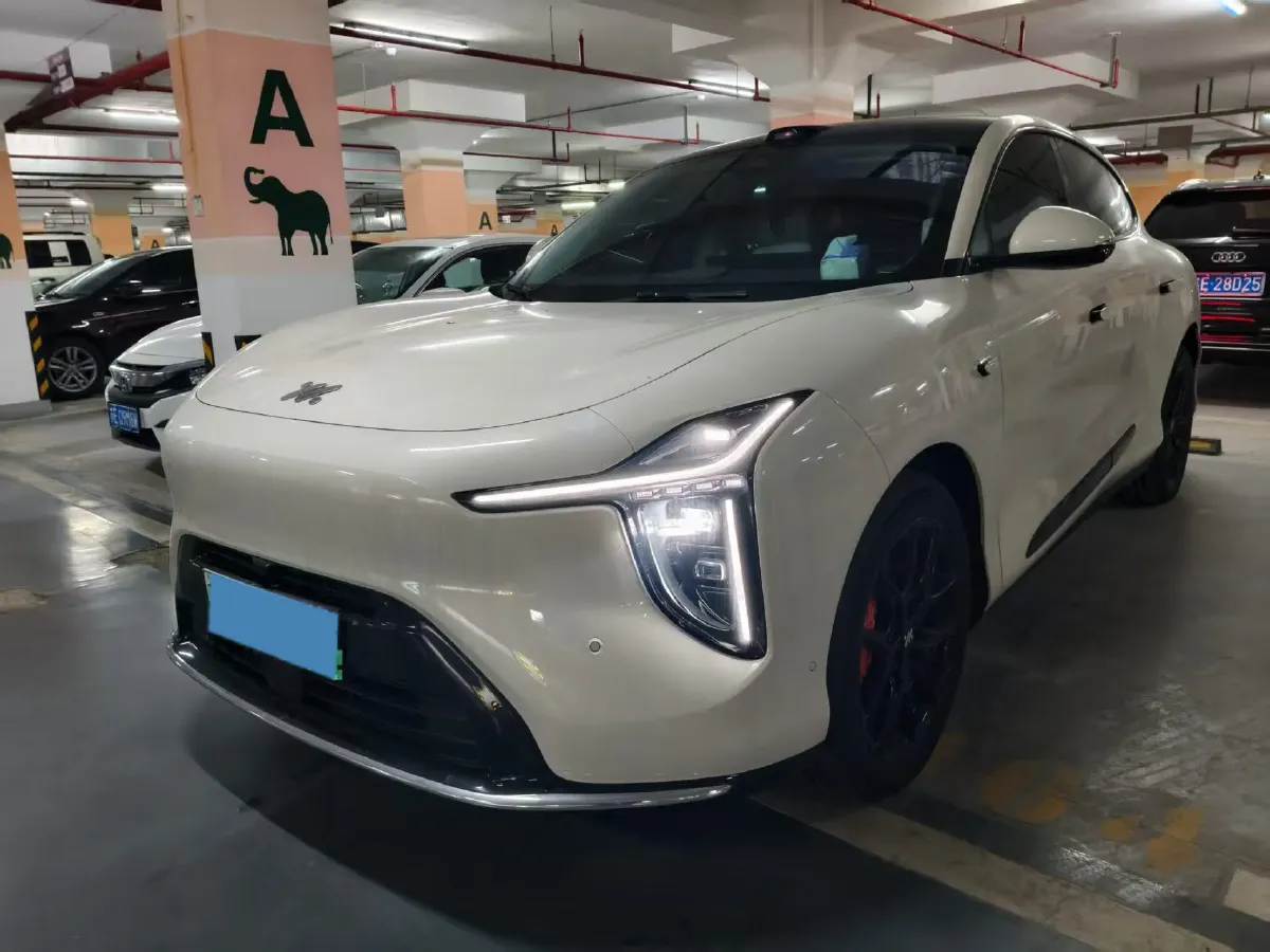 2026 IM LS6 REEV 155HP REEV,autocango,china used car exporter,china ev exporter,chinese used car exporter,chinese used ev exporter
