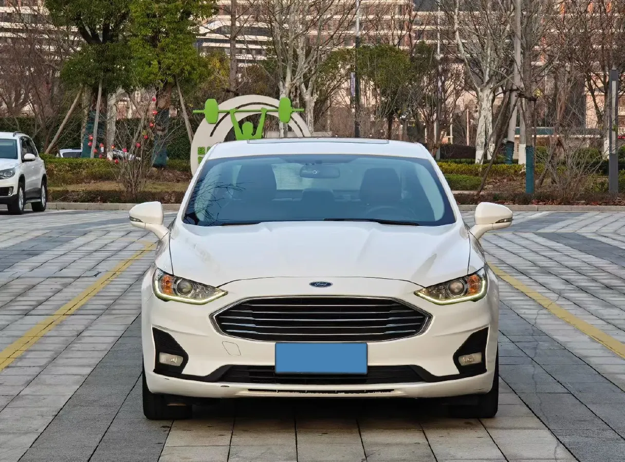 2018 Ford Mondeo 1.5T 181HP L4 6AT,autocango,china used car exporter,china ev exporter,chinese used car exporter,chinese used ev exporter