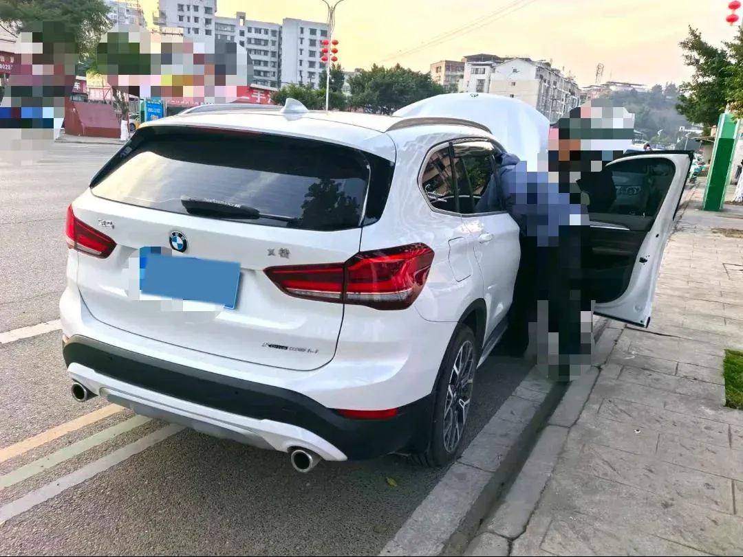 2022 BMW X1 2.0T 192HP L4 8AT,autocango,china used car exporter,china ev exporter,chinese used car exporter,chinese used ev exporter