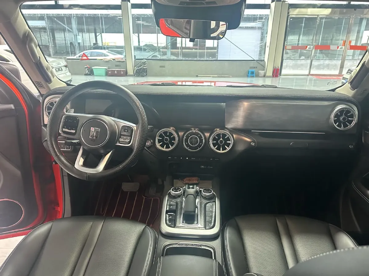 2023 Tank 300 2.0T 227HP L4 8AT,autocango,china used car exporter,china ev exporter,chinese used car exporter,chinese used ev exporter