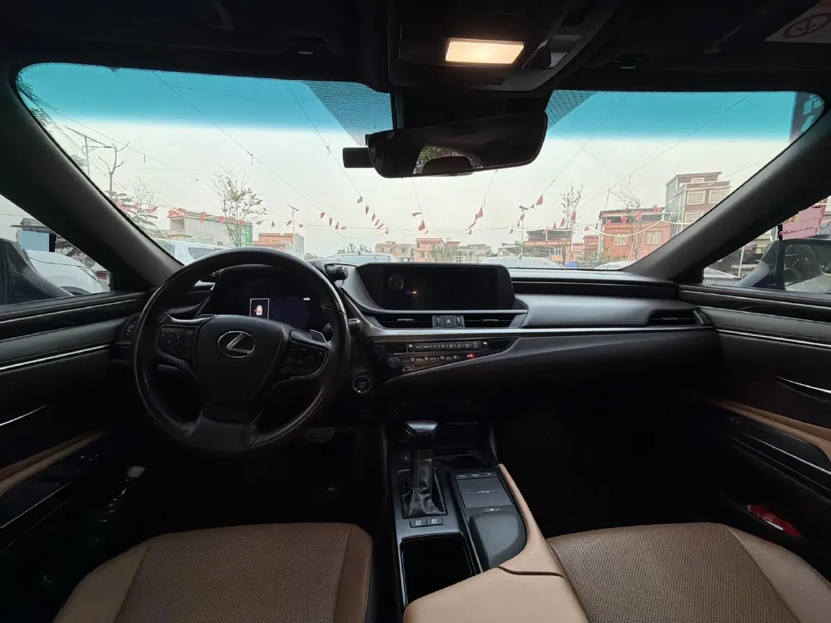 2020 Lexus ES 2.5L 178HP L4 E-CVT Hybrid,autocango,china used car exporter,china ev exporter,chinese used car exporter,chinese used ev exporter