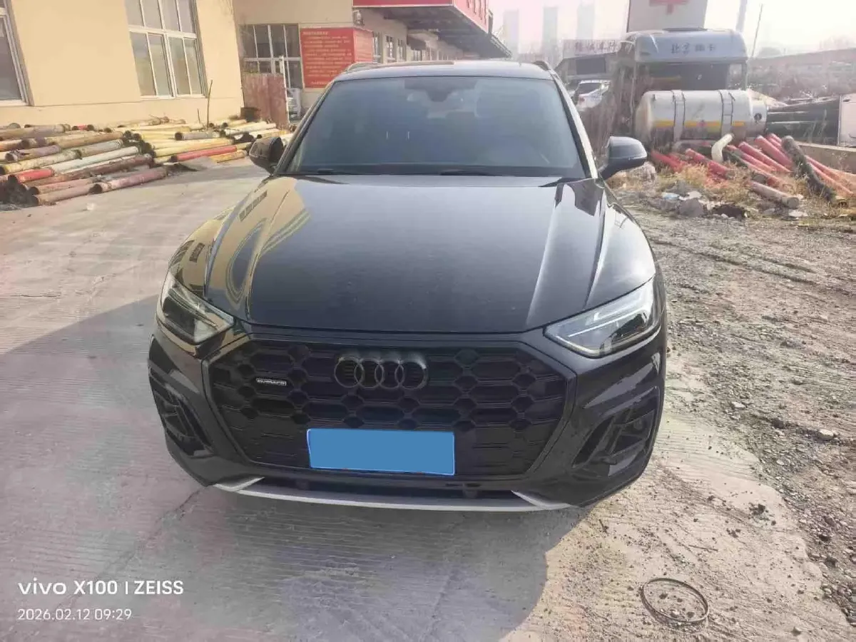 2023 Audi Q5L 2.0T 190HP L4 7DCT,autocango,china used car exporter,china ev exporter,chinese used car exporter,chinese used ev exporter