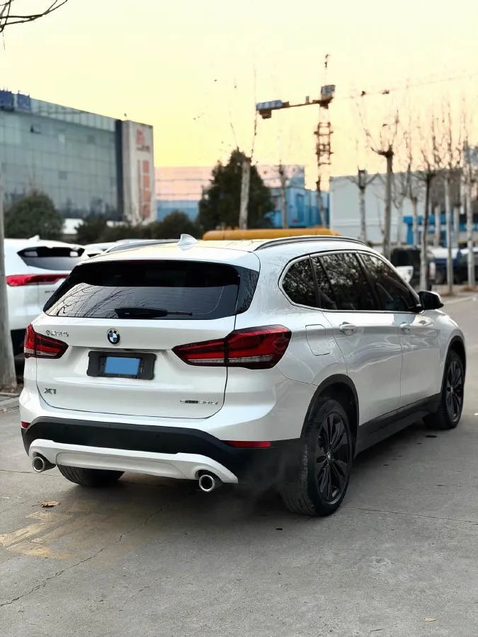 2021 BMW X1 1.5T 140HP L3 7DCT,autocango,china used car exporter,china ev exporter,chinese used car exporter,chinese used ev exporter