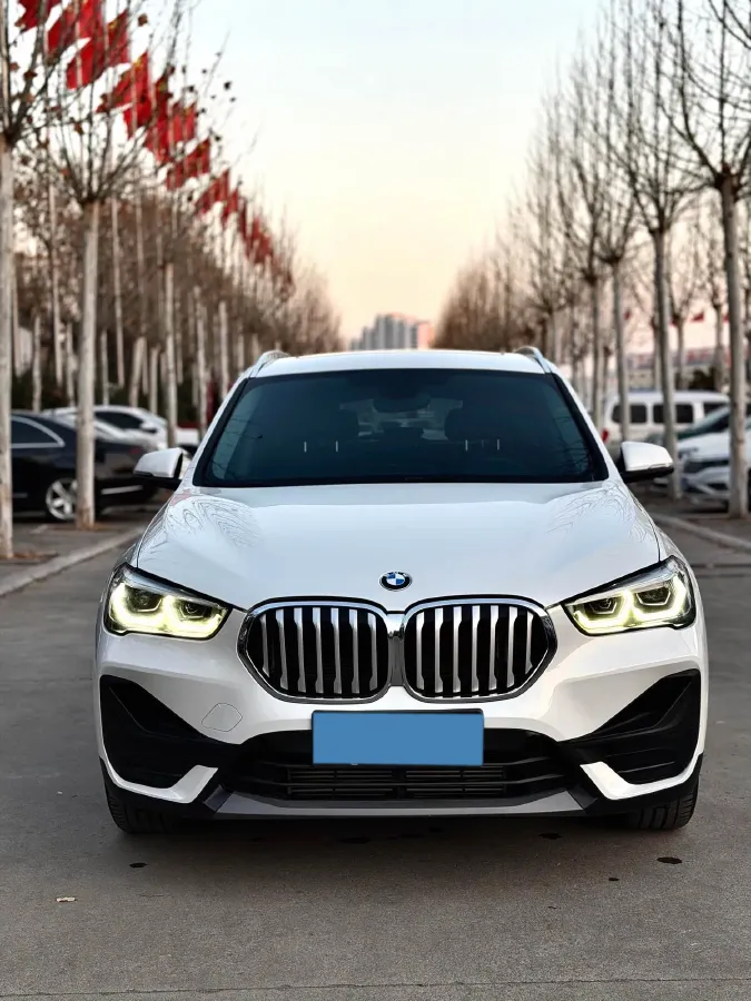 2021 BMW X1 1.5T 140HP L3 7DCT,autocango,china used car exporter,china ev exporter,chinese used car exporter,chinese used ev exporter