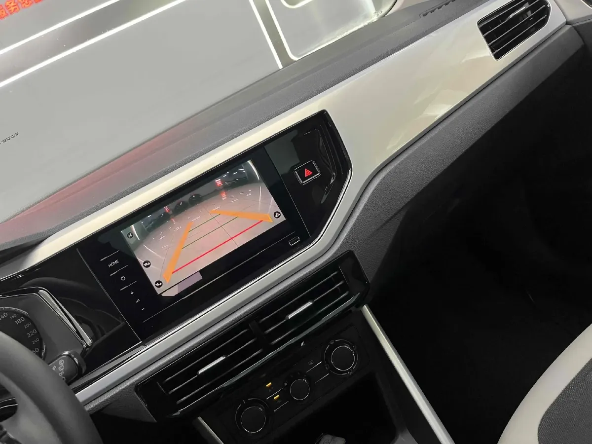 2023 Volkswagen Polo 1.5L 113HP L4 6AT,autocango,china used car exporter,china ev exporter,chinese used car exporter,chinese used ev exporter