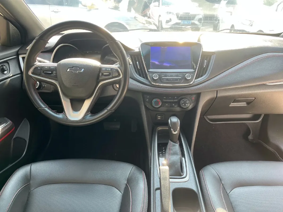 2019 Chevrolet Monza 1.3T 163HP L3 6AT,autocango,china used car exporter,china ev exporter,chinese used car exporter,chinese used ev exporter