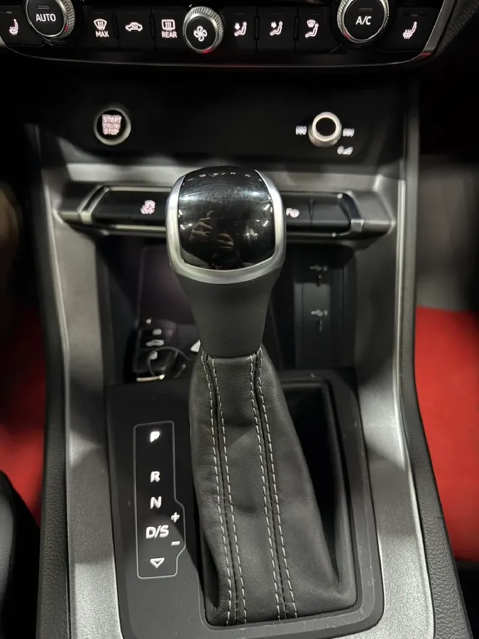 2022 Audi Q3 1.4T 150HP L4 7DCT,autocango,china used car exporter,china ev exporter,chinese used car exporter,chinese used ev exporter