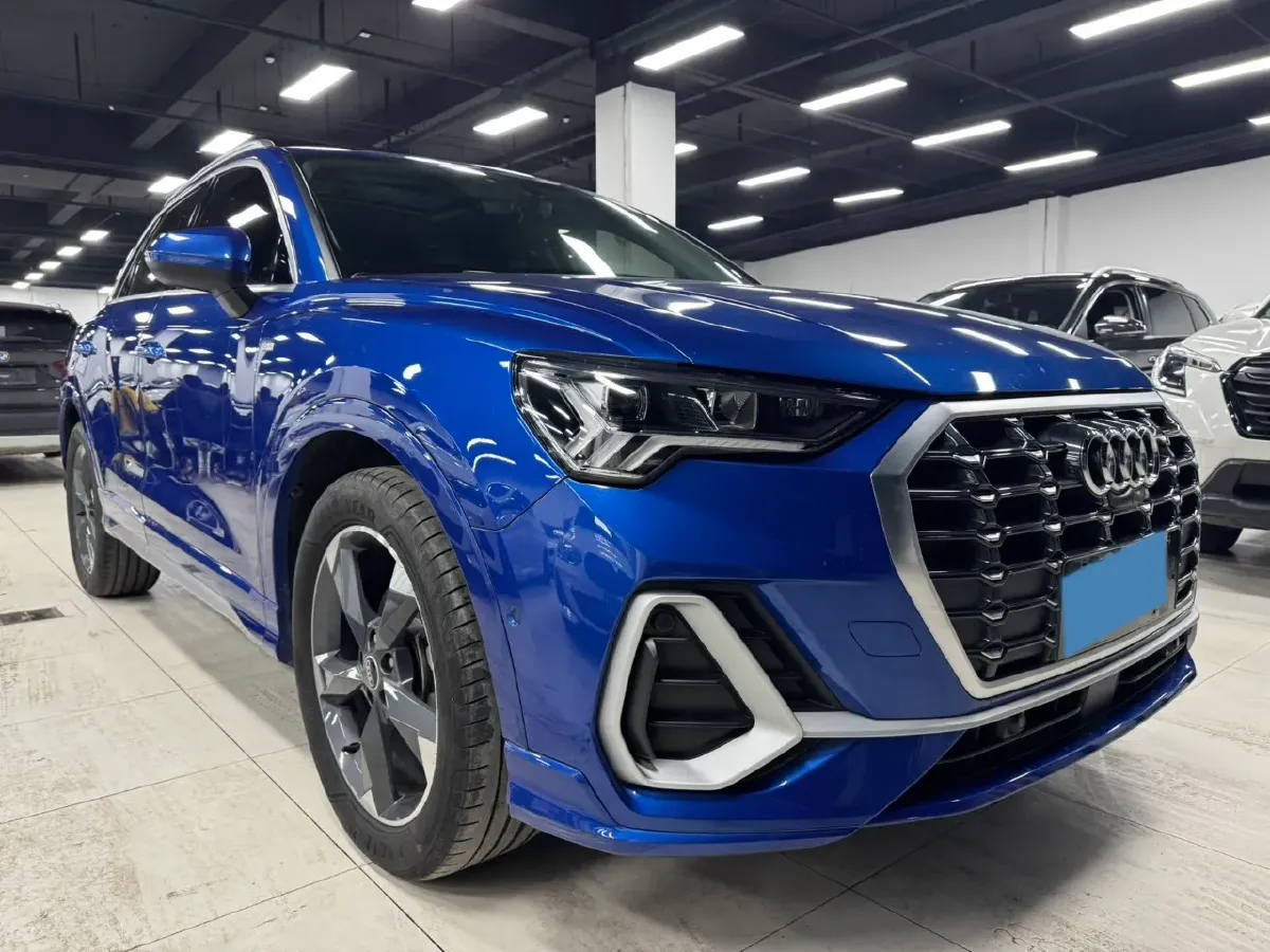 2022 Audi Q3 1.4T 150HP L4 7DCT,autocango,china used car exporter,china ev exporter,chinese used car exporter,chinese used ev exporter