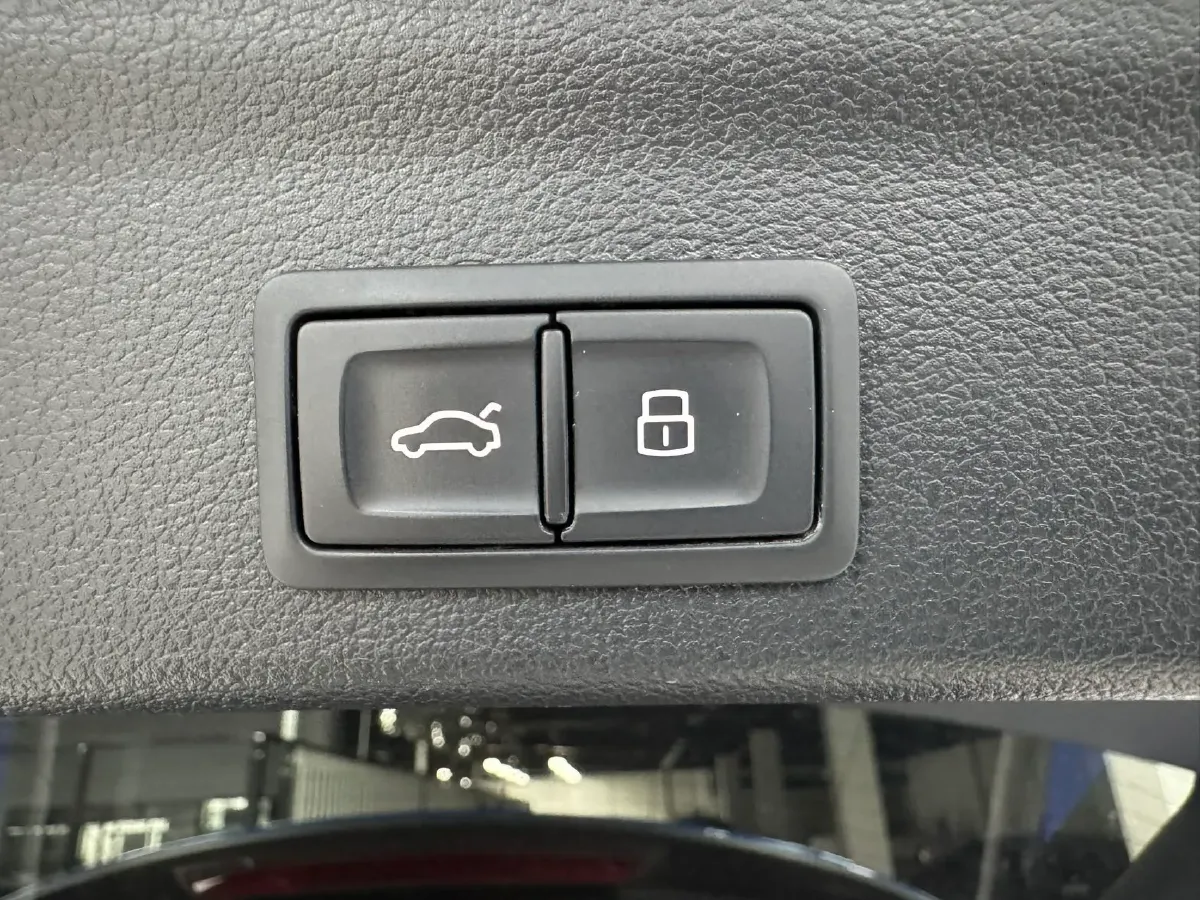 2022 Audi Q3 1.4T 150HP L4 7DCT,autocango,china used car exporter,china ev exporter,chinese used car exporter,chinese used ev exporter