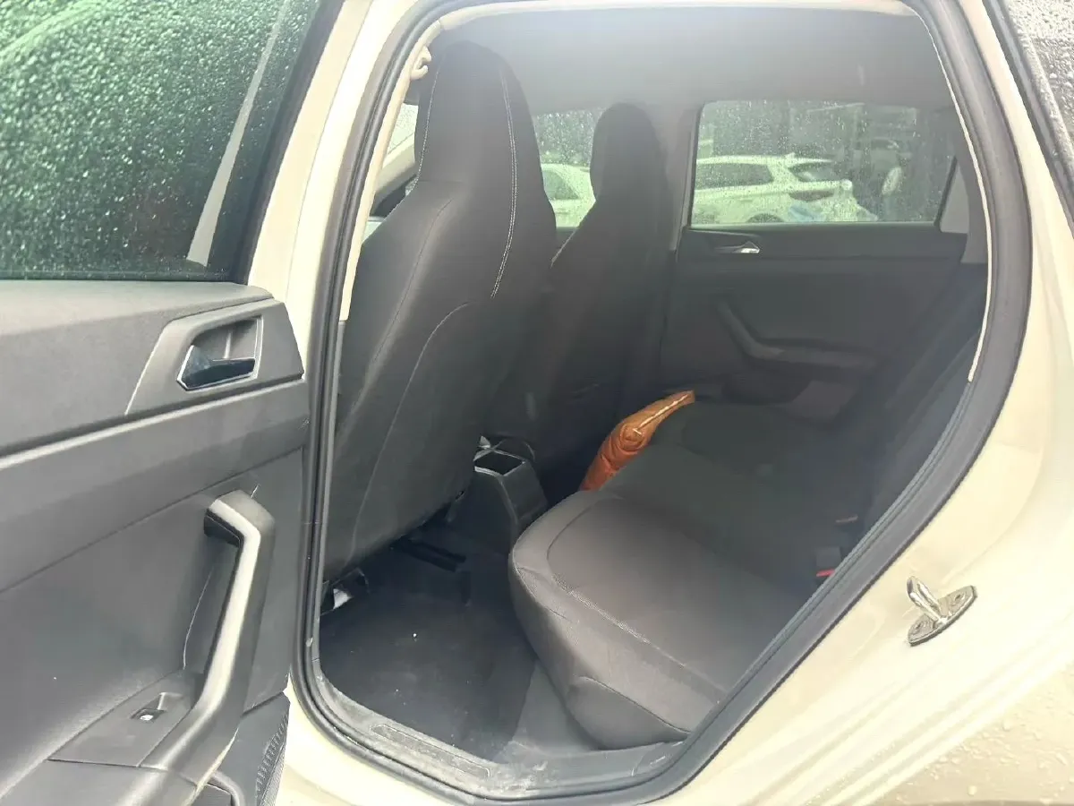 2023 Volkswagen Polo 1.5L 110HP L4 6AT,autocango,china used car exporter,china ev exporter,chinese used car exporter,chinese used ev exporter