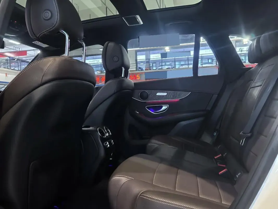 2021 Mercedes-Benz GLC Class 2.0T 197HP L4 9AT,autocango,china used car exporter,china ev exporter,chinese used car exporter,chinese used ev exporter