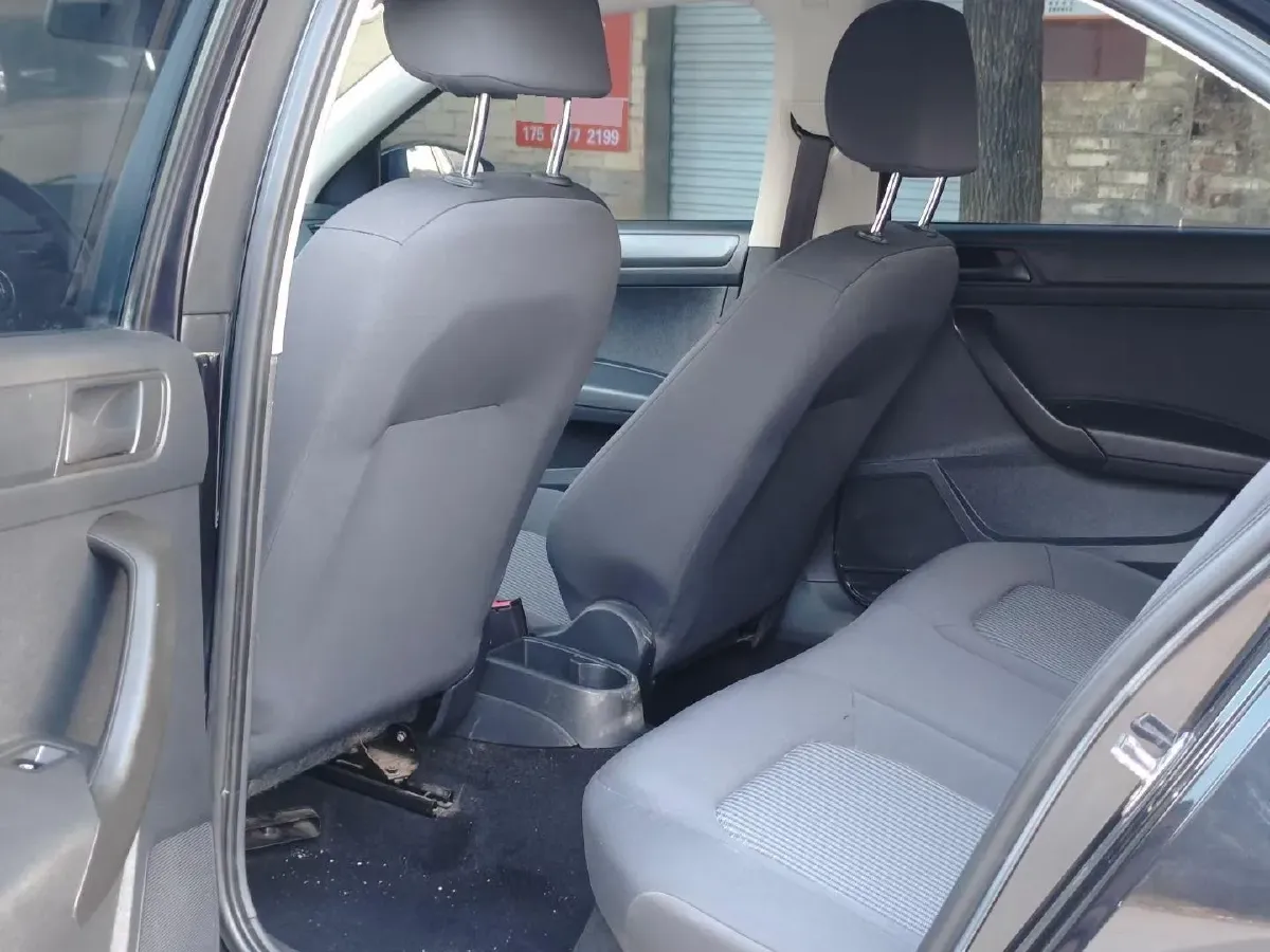 2021 DongFeng Aeolus YiXuan MAX 1.5T 190HP L4 7DCT,autocango,china used car exporter,china ev exporter,chinese used car exporter,chinese used ev exporter