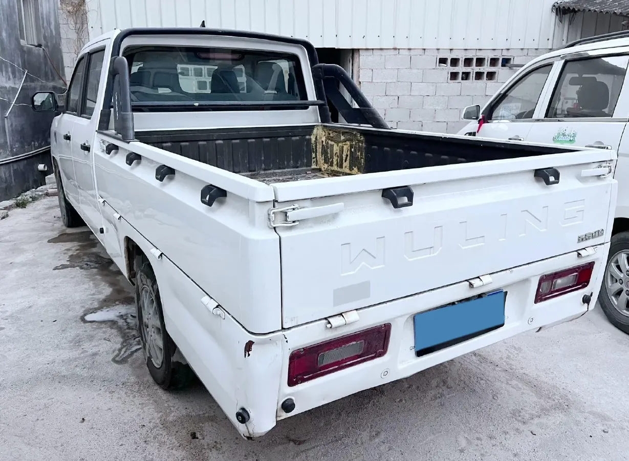 2021 WuLing ZhentTu 1.5L 99HP L4 5MT,autocango,china used car exporter,china ev exporter,chinese used car exporter,chinese used ev exporter