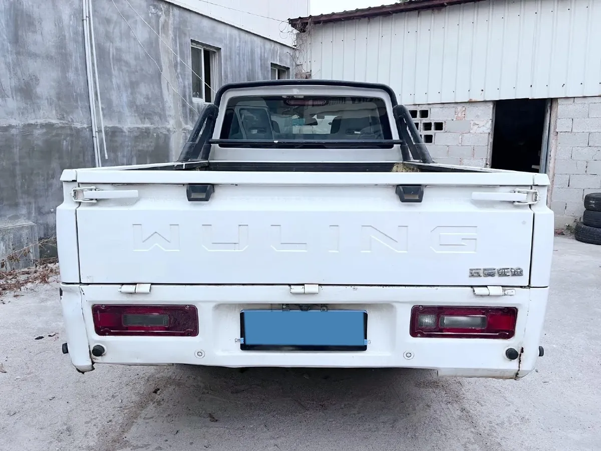 2021 WuLing ZhentTu 1.5L 99HP L4 5MT,autocango,china used car exporter,china ev exporter,chinese used car exporter,chinese used ev exporter