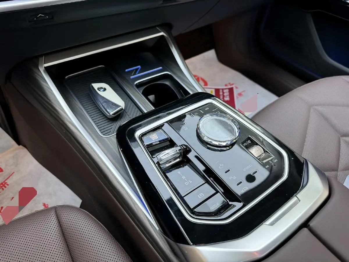 2023 BMW 7 Series 3.0T 272HP L6 8AT,autocango,china used car exporter,china ev exporter,chinese used car exporter,chinese used ev exporter