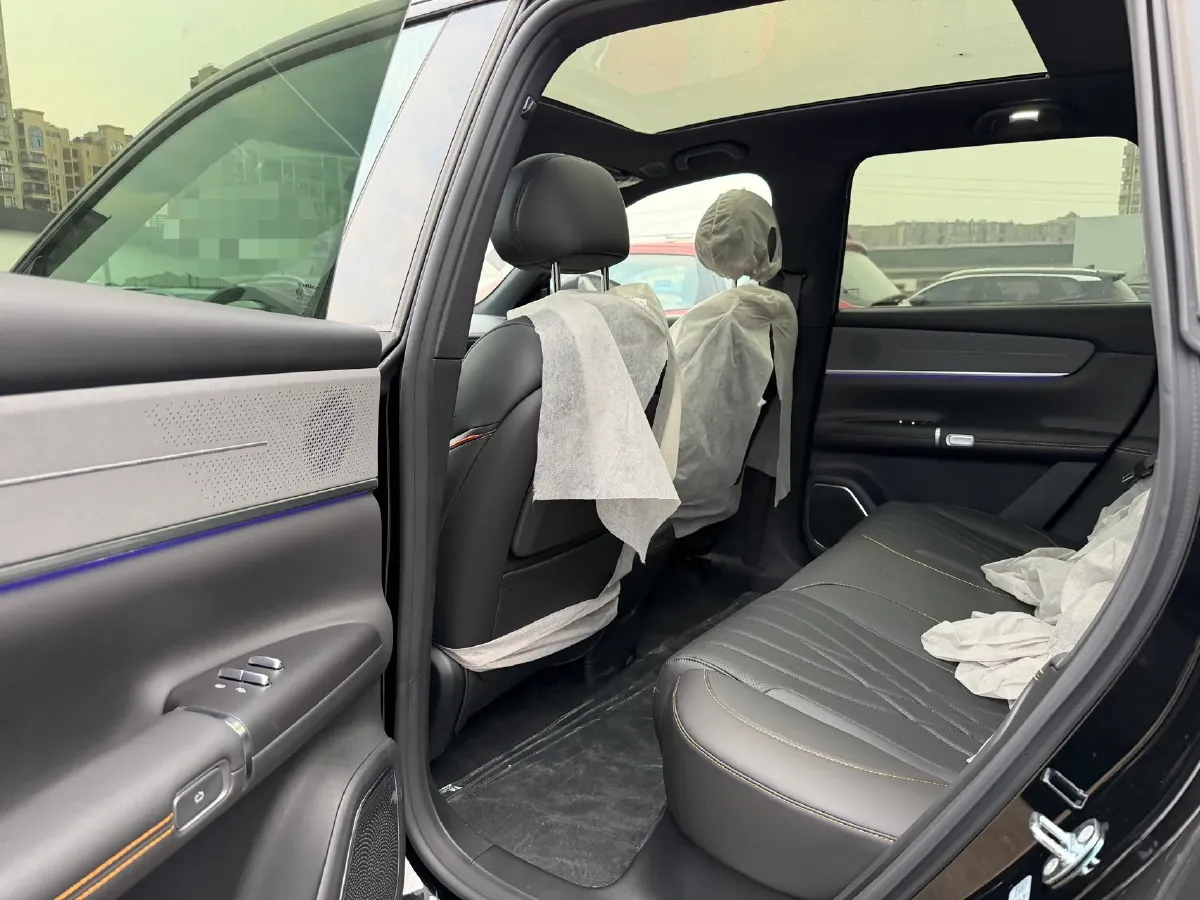 2025 ChangAn QiYuan Q07 1.5T 150HP L4 E-CVT PHEV,autocango,china used car exporter,china ev exporter,chinese used car exporter,chinese used ev exporter