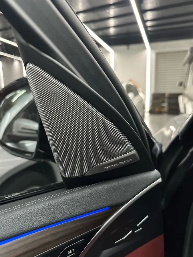 2022 BMW X3 2.0T 252HP L4 8AT,autocango,china used car exporter,china ev exporter,chinese used car exporter,chinese used ev exporter