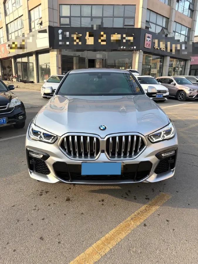 2021 BMW X6 3.0T 340HP L6 8AT,autocango,china used car exporter,china ev exporter,chinese used car exporter,chinese used ev exporter