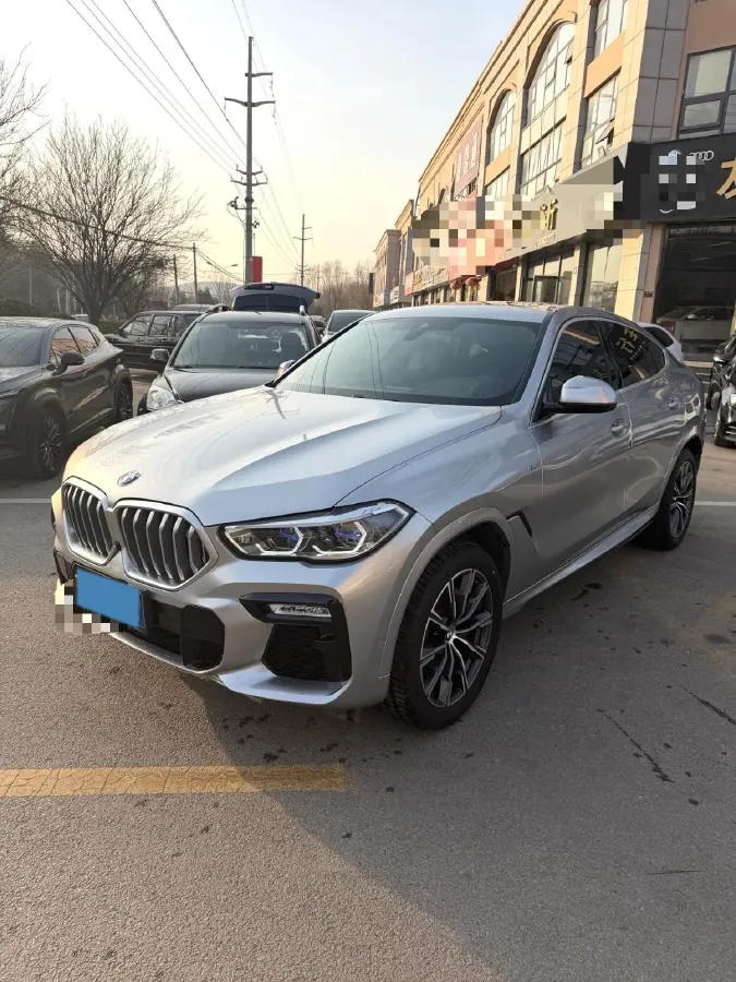 2021 BMW X6 3.0T 340HP L6 8AT,autocango,china used car exporter,china ev exporter,chinese used car exporter,chinese used ev exporter
