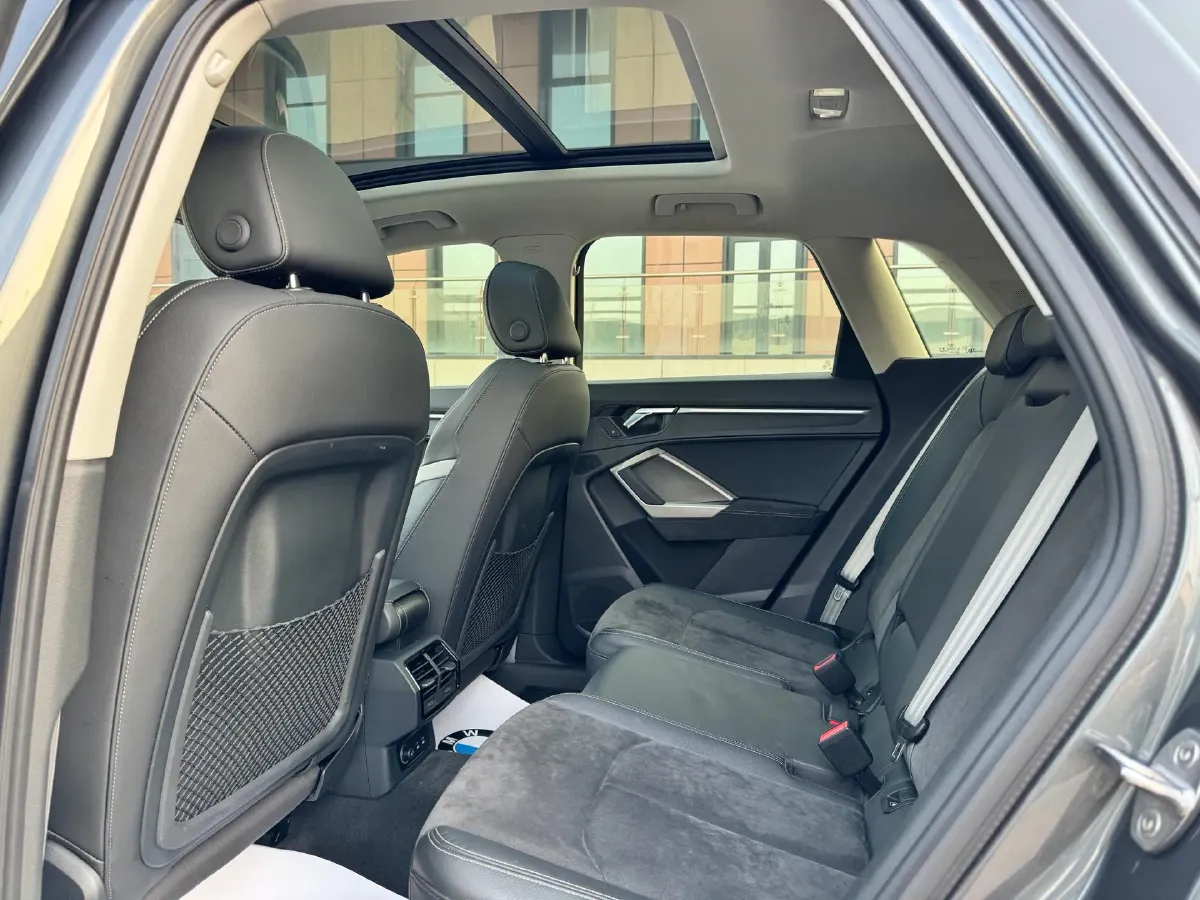 2022 Audi Q3 1.4T 150HP L4 7DCT,autocango,china used car exporter,china ev exporter,chinese used car exporter,chinese used ev exporter