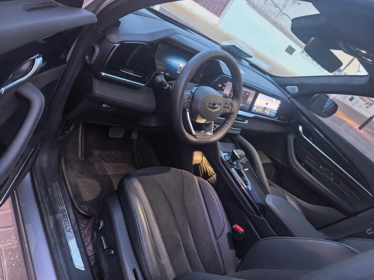 2024 Geely Monjaro 2.0T 238HP L4 8AT,autocango,china used car exporter,china ev exporter,chinese used car exporter,chinese used ev exporter