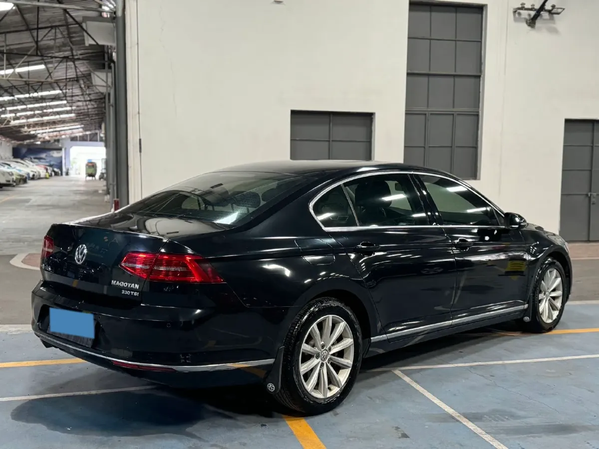 2018 Volkswagen Magotan 1.8T 180HP L4 7DCT,autocango,china used car exporter,china ev exporter,chinese used car exporter,chinese used ev exporter