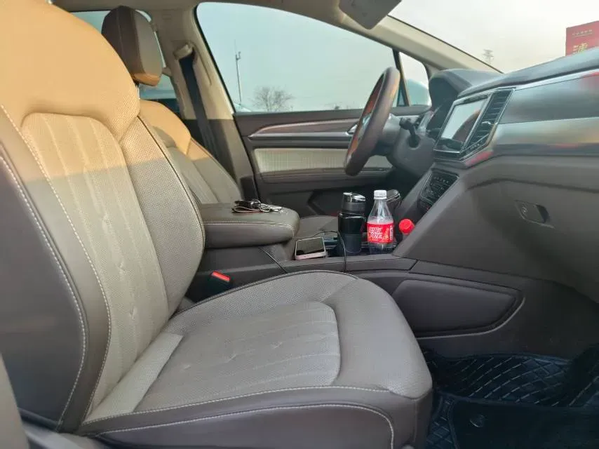 2020 Volkswagen Viloran 2.0T 186HP L4 7DCT,autocango,china used car exporter,china ev exporter,chinese used car exporter,chinese used ev exporter