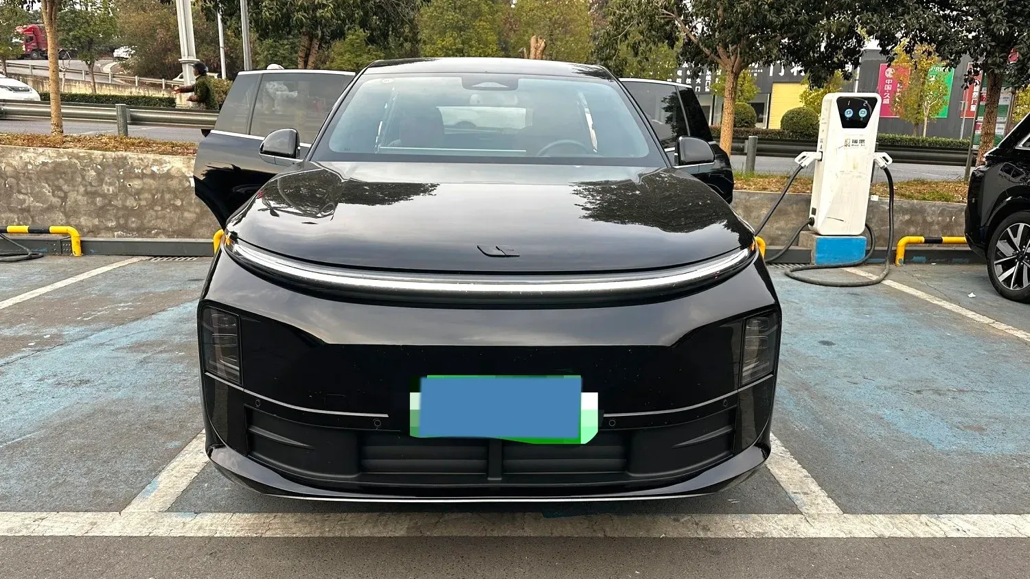 2025 Li L6 Range Extended 154HP L4 REEV,autocango,china used car exporter,china ev exporter,chinese used car exporter,chinese used ev exporter