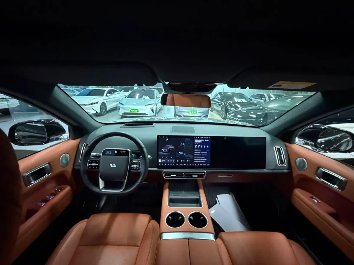 2025 Li L6 Range Extended 154HP L4 REEV,autocango,china used car exporter,china ev exporter,chinese used car exporter,chinese used ev exporter