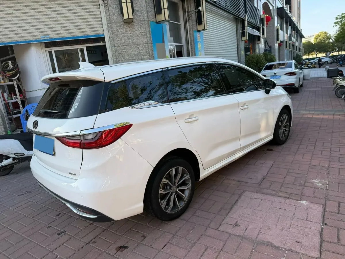 2019 BYD Song MAX 1.5T 154HP L4 6DCT,autocango,china used car exporter,china ev exporter,chinese used car exporter,chinese used ev exporter