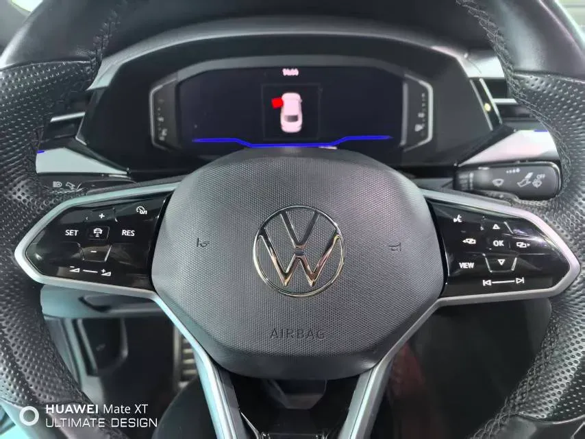 2023 Volkswagen CC 2.0T 220HP L4 7DCT,autocango,china used car exporter,china ev exporter,chinese used car exporter,chinese used ev exporter