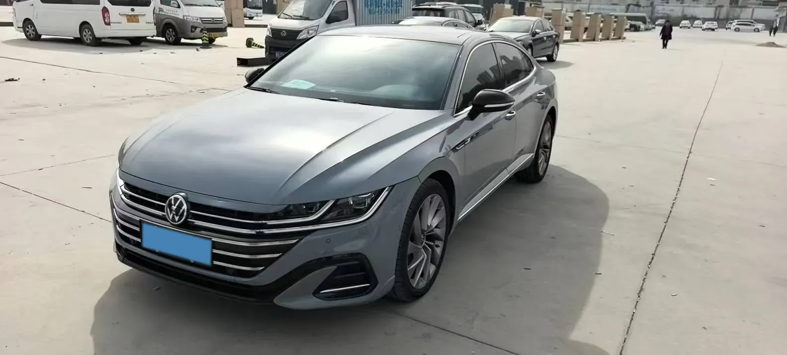 2023 Volkswagen CC 2.0T 220HP L4 7DCT,autocango,china used car exporter,china ev exporter,chinese used car exporter,chinese used ev exporter