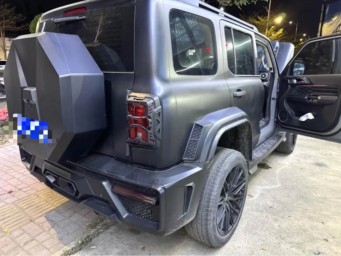 2021 Tank 300 2.0T 227HP L4 8AT,autocango,china used car exporter,china ev exporter,chinese used car exporter,chinese used ev exporter