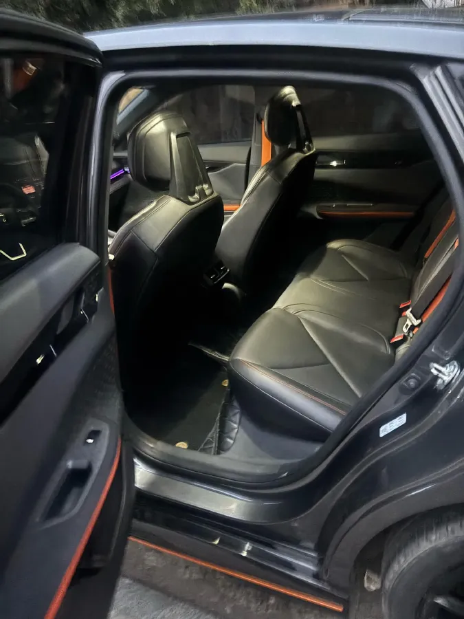 2022 ChangAn UNI-V 1.5T 188HP L4 7DCT,autocango,china used car exporter,china ev exporter,chinese used car exporter,chinese used ev exporter