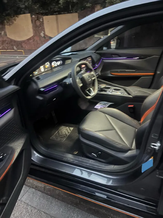 2022 ChangAn UNI-V 1.5T 188HP L4 7DCT,autocango,china used car exporter,china ev exporter,chinese used car exporter,chinese used ev exporter