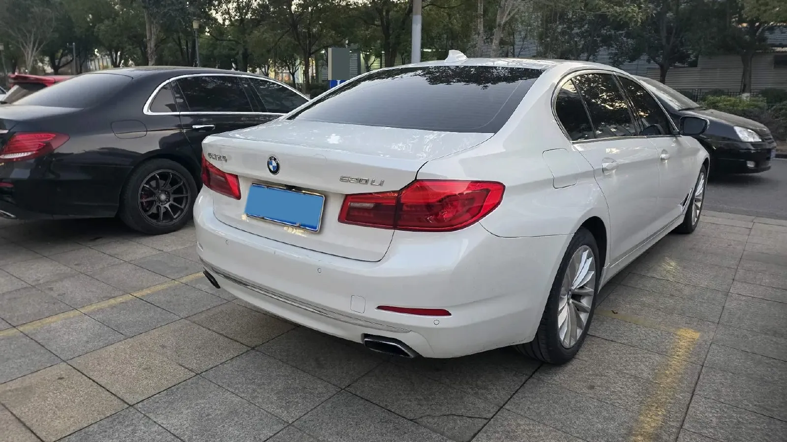 2020 BMW 5 Series 2.0T 252HP L4 8AT,autocango,china used car exporter,china ev exporter,chinese used car exporter,chinese used ev exporter