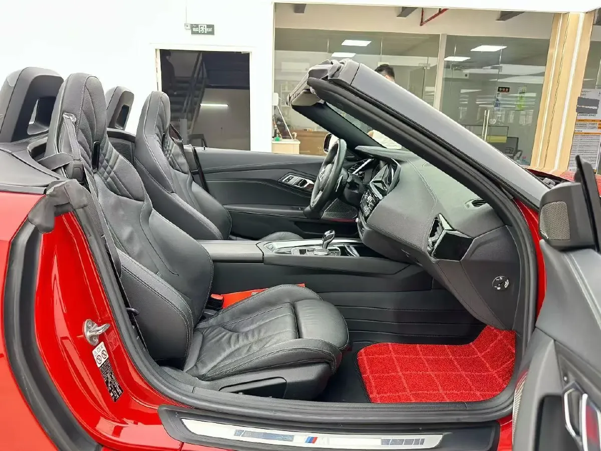 2019 BMW Z4 2.0T 197HP L4 8AT,autocango,china used car exporter,china ev exporter,chinese used car exporter,chinese used ev exporter