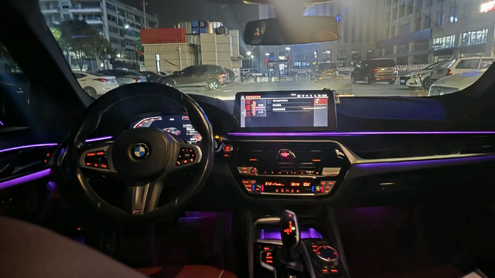 2021 BMW 5 Series 2.0T 184HP L4 8AT,autocango,china used car exporter,china ev exporter,chinese used car exporter,chinese used ev exporter