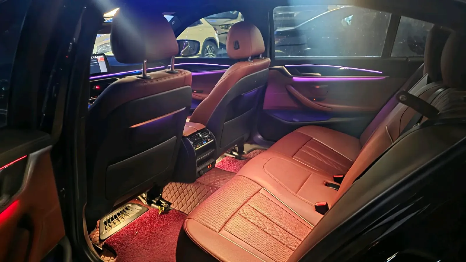 2021 BMW 5 Series 2.0T 184HP L4 8AT,autocango,china used car exporter,china ev exporter,chinese used car exporter,chinese used ev exporter