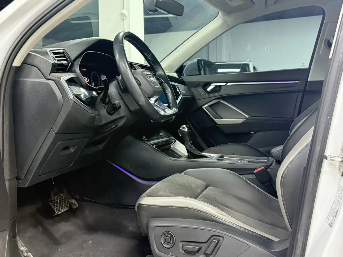 2021 Audi Q3 1.4T 150HP L4 7DCT,autocango,china used car exporter,china ev exporter,chinese used car exporter,chinese used ev exporter