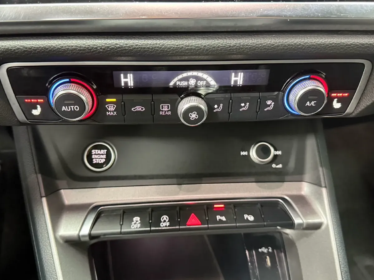 2021 Audi Q3 1.4T 150HP L4 7DCT,autocango,china used car exporter,china ev exporter,chinese used car exporter,chinese used ev exporter