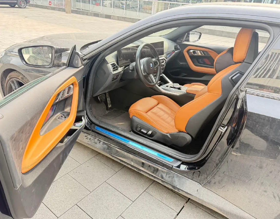 2023 BMW 3.0T 333HP L6 8AT,autocango,china used car exporter,china ev exporter,chinese used car exporter,chinese used ev exporter