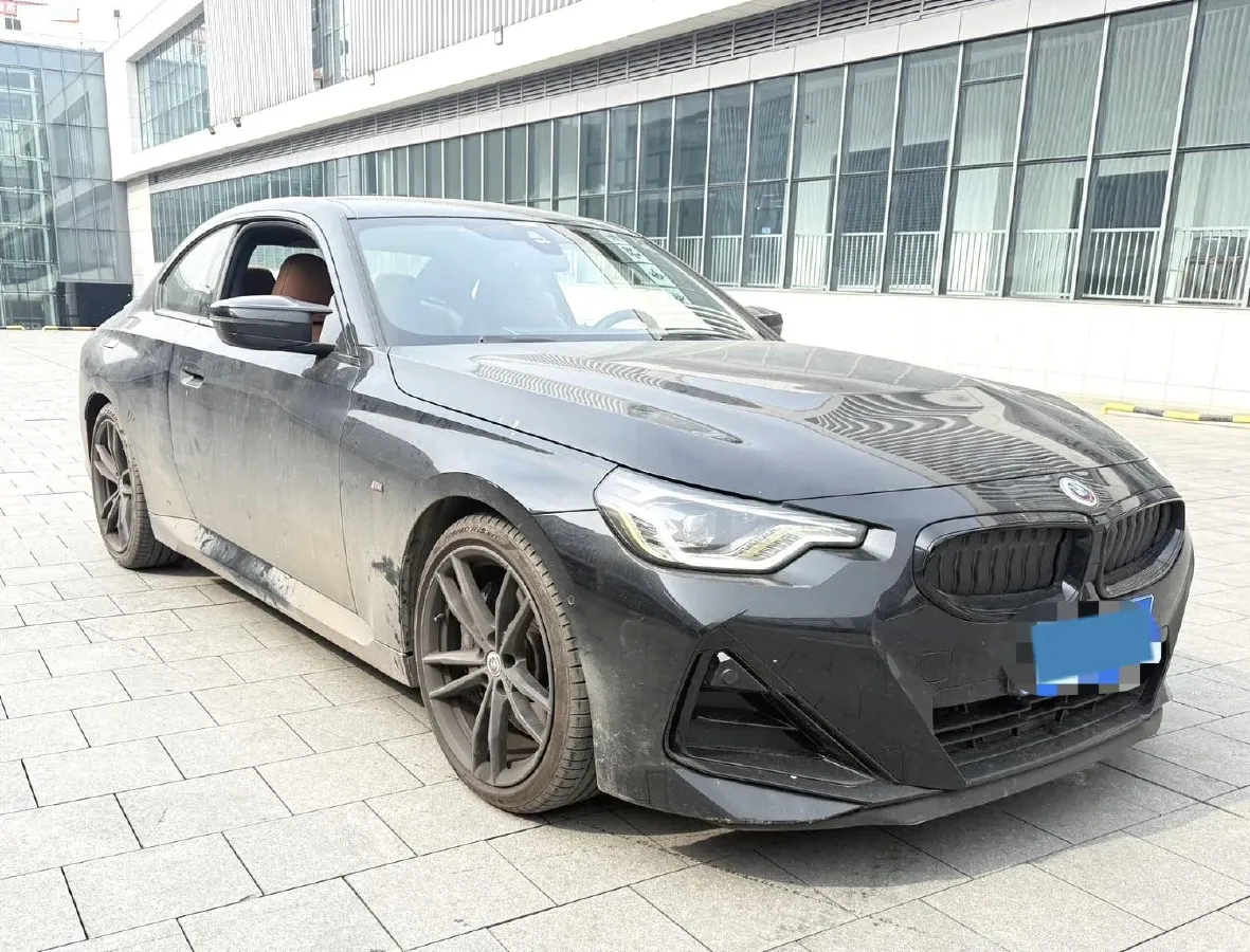 2023 BMW 3.0T 333HP L6 8AT,autocango,china used car exporter,china ev exporter,chinese used car exporter,chinese used ev exporter