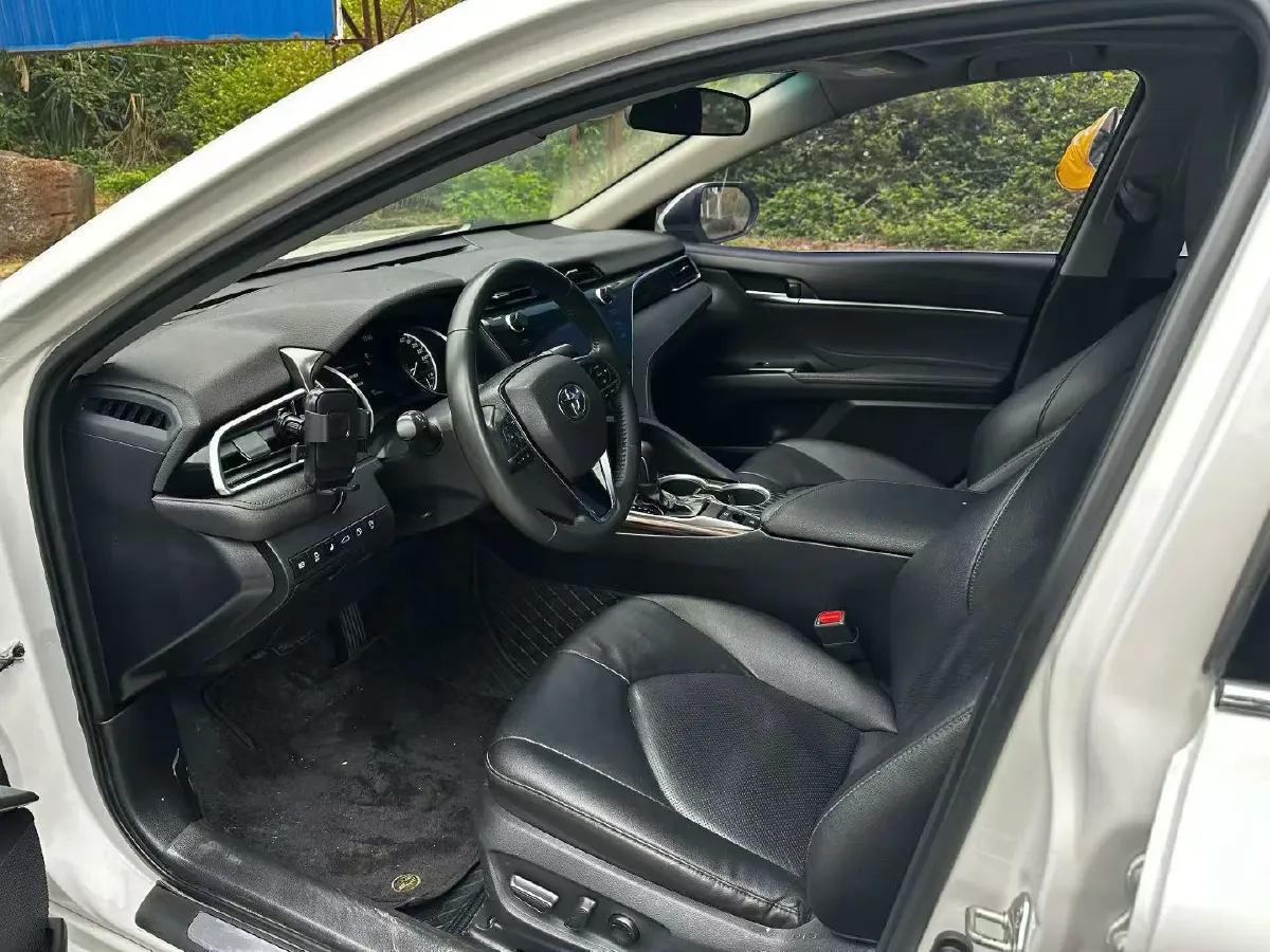 2019 Toyota Camry 2.0L 178HP L4 CVT,autocango,china used car exporter,china ev exporter,chinese used car exporter,chinese used ev exporter