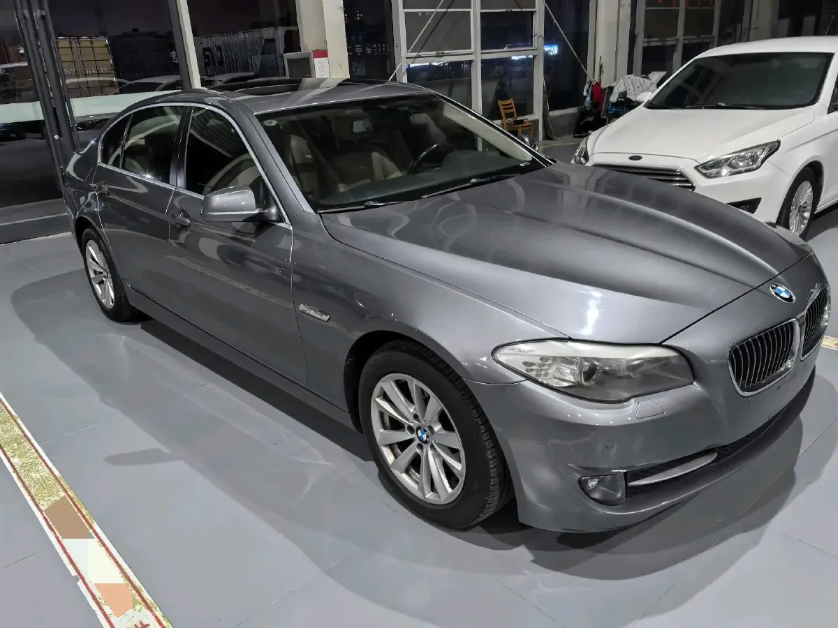 2012 BMW 5 Series 2.5L 204HP L6 8AT,autocango,china used car exporter,china ev exporter,chinese used car exporter,chinese used ev exporter