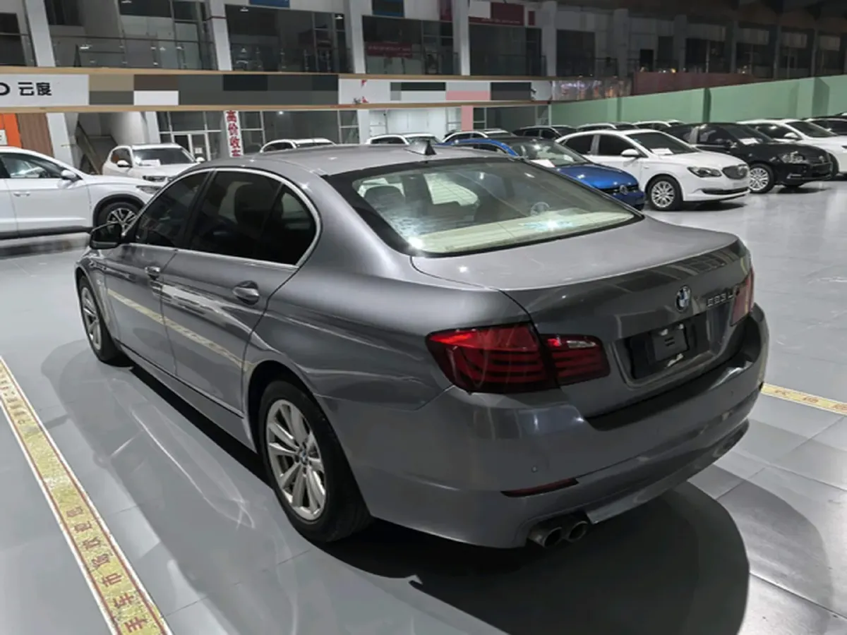 2012 BMW 5 Series 2.5L 204HP L6 8AT,autocango,china used car exporter,china ev exporter,chinese used car exporter,chinese used ev exporter