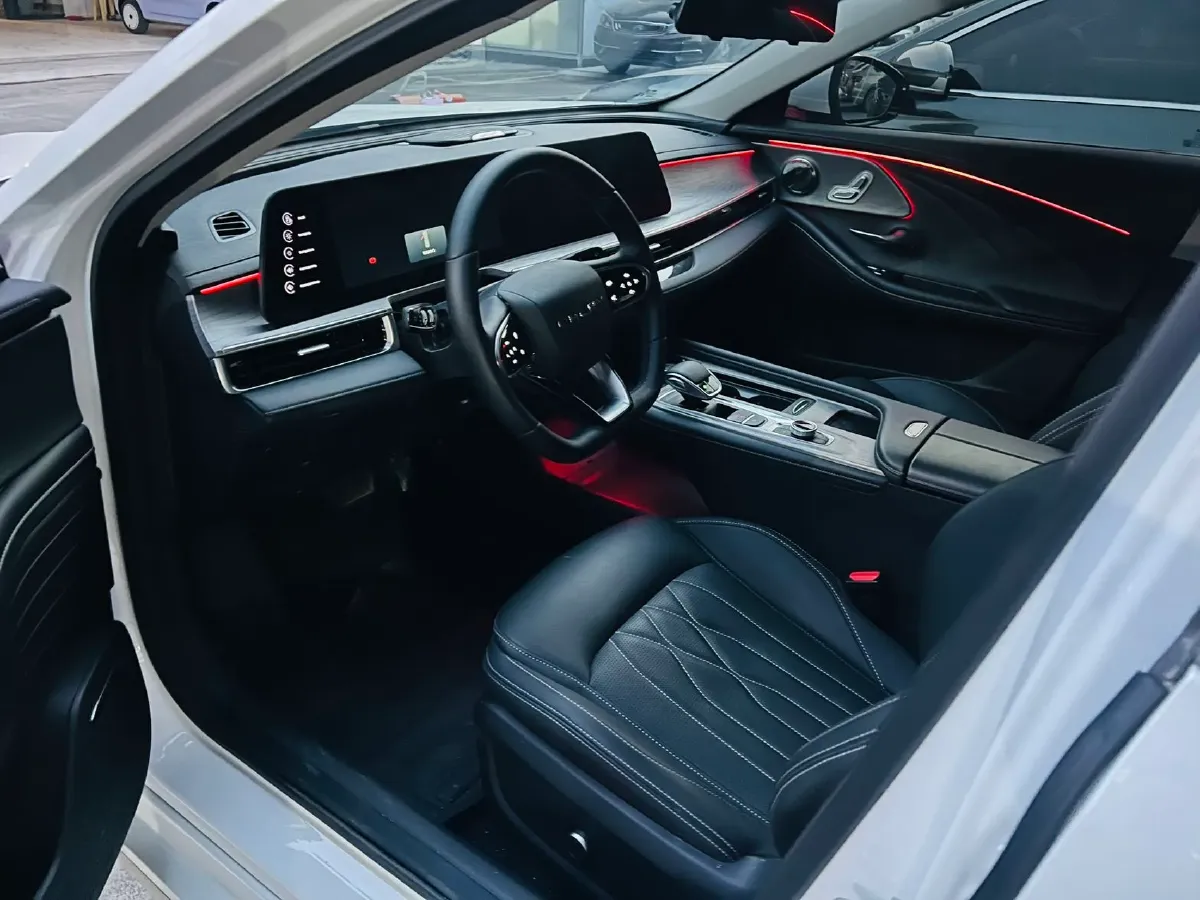 2025 Chery Arrizo 8 1.6T 197HP L4 7DCT,autocango,china used car exporter,china ev exporter,chinese used car exporter,chinese used ev exporter