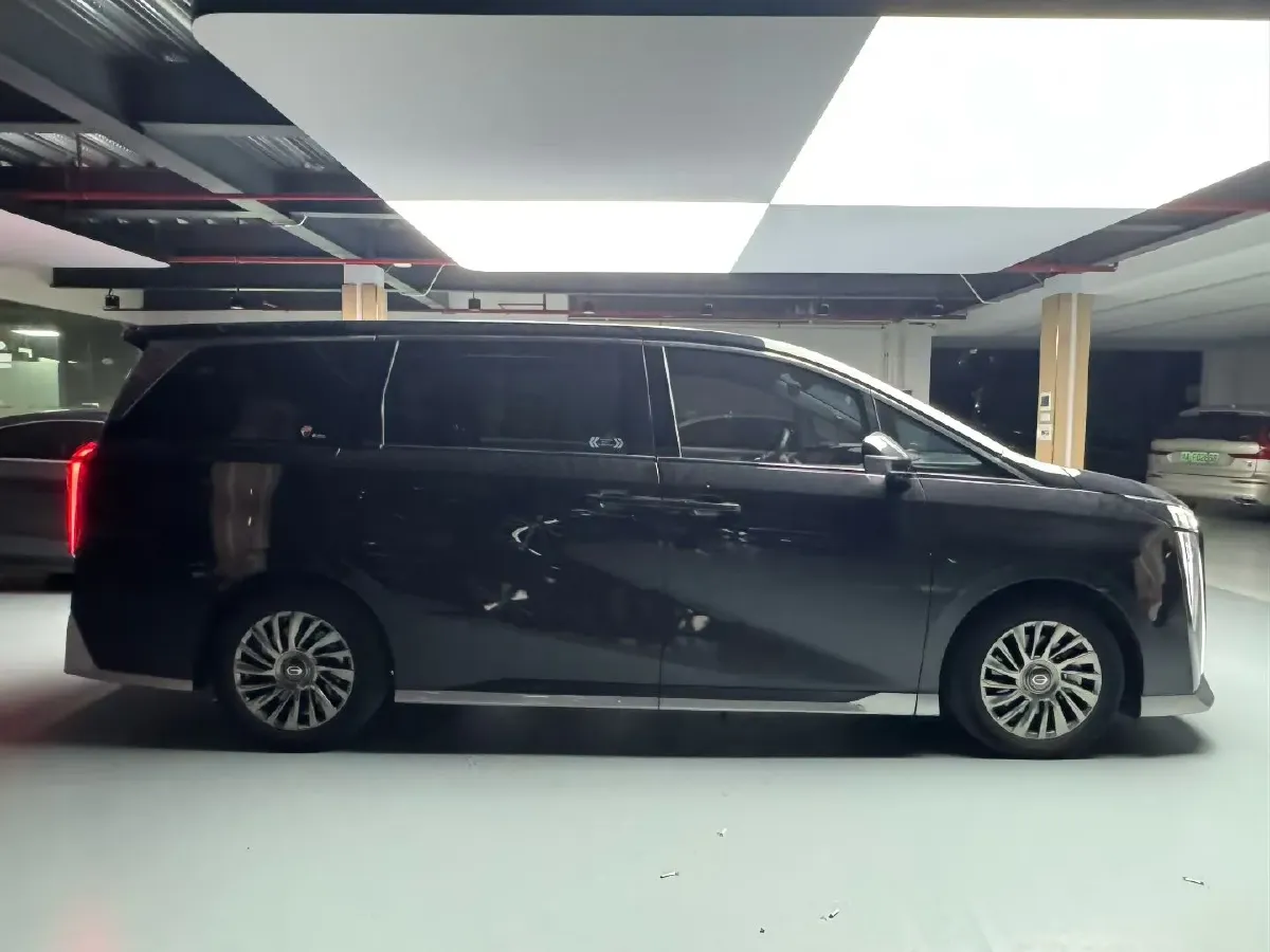 2023 GAC Trumpchi M8 2.0T 190HP L4 E-CVT Hybrid,autocango,china used car exporter,china ev exporter,chinese used car exporter,chinese used ev exporter