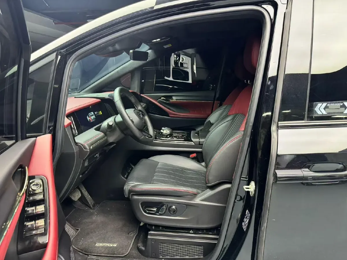 2023 GAC Trumpchi M8 2.0T 190HP L4 E-CVT Hybrid,autocango,china used car exporter,china ev exporter,chinese used car exporter,chinese used ev exporter