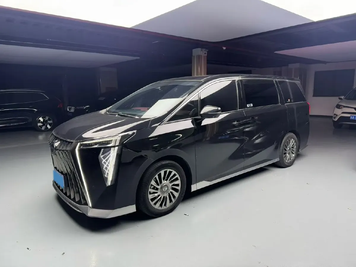 2023 GAC Trumpchi M8 2.0T 190HP L4 E-CVT Hybrid,autocango,china used car exporter,china ev exporter,chinese used car exporter,chinese used ev exporter